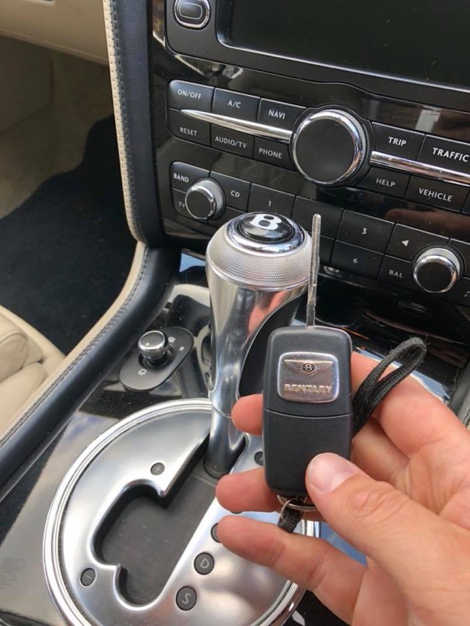 Bentley Continental: key reprogram