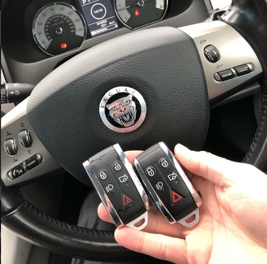 Jaguar XF: spare key
