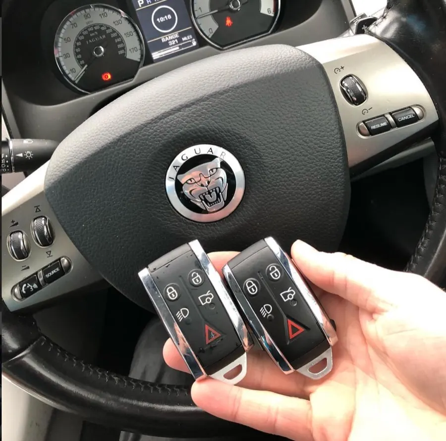 Jaguar XF: spare key